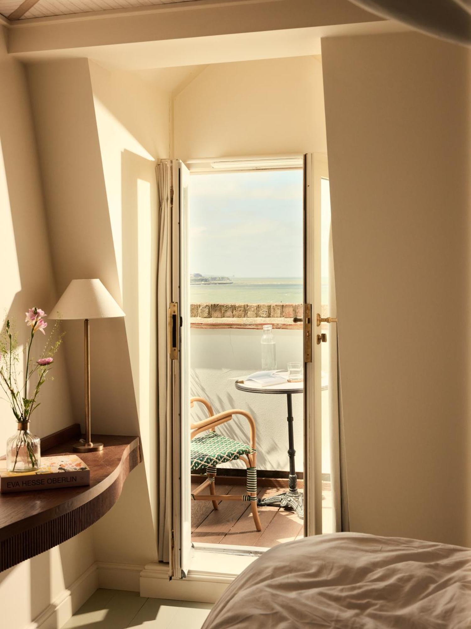 No 42 By Guesthouse, Margate Exterior photo